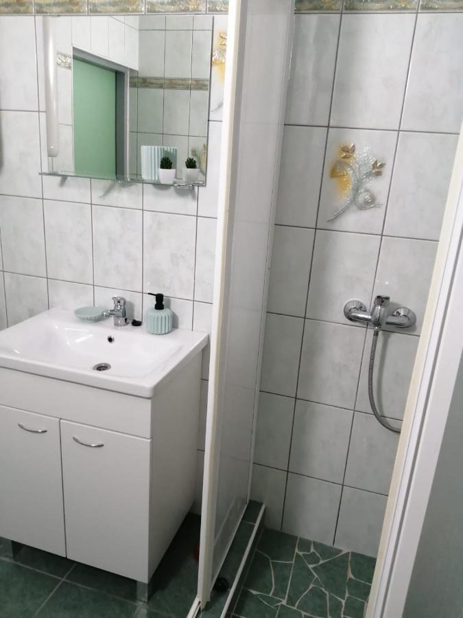 Holiday House Lara ستاريغغاد باكلينتسا المظهر الخارجي الصورة