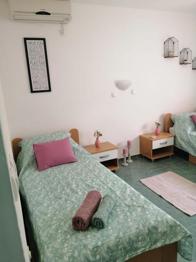 Holiday House Lara ستاريغغاد باكلينتسا المظهر الخارجي الصورة