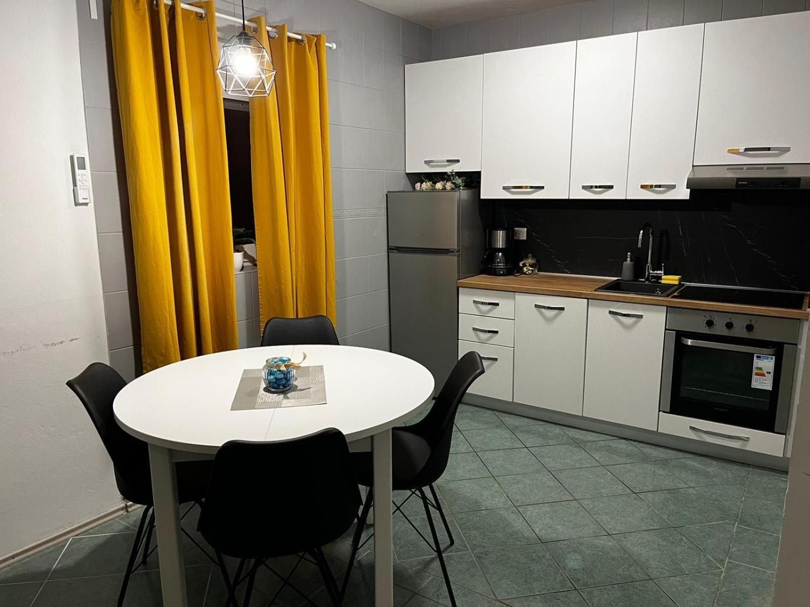 Holiday House Lara ستاريغغاد باكلينتسا المظهر الخارجي الصورة